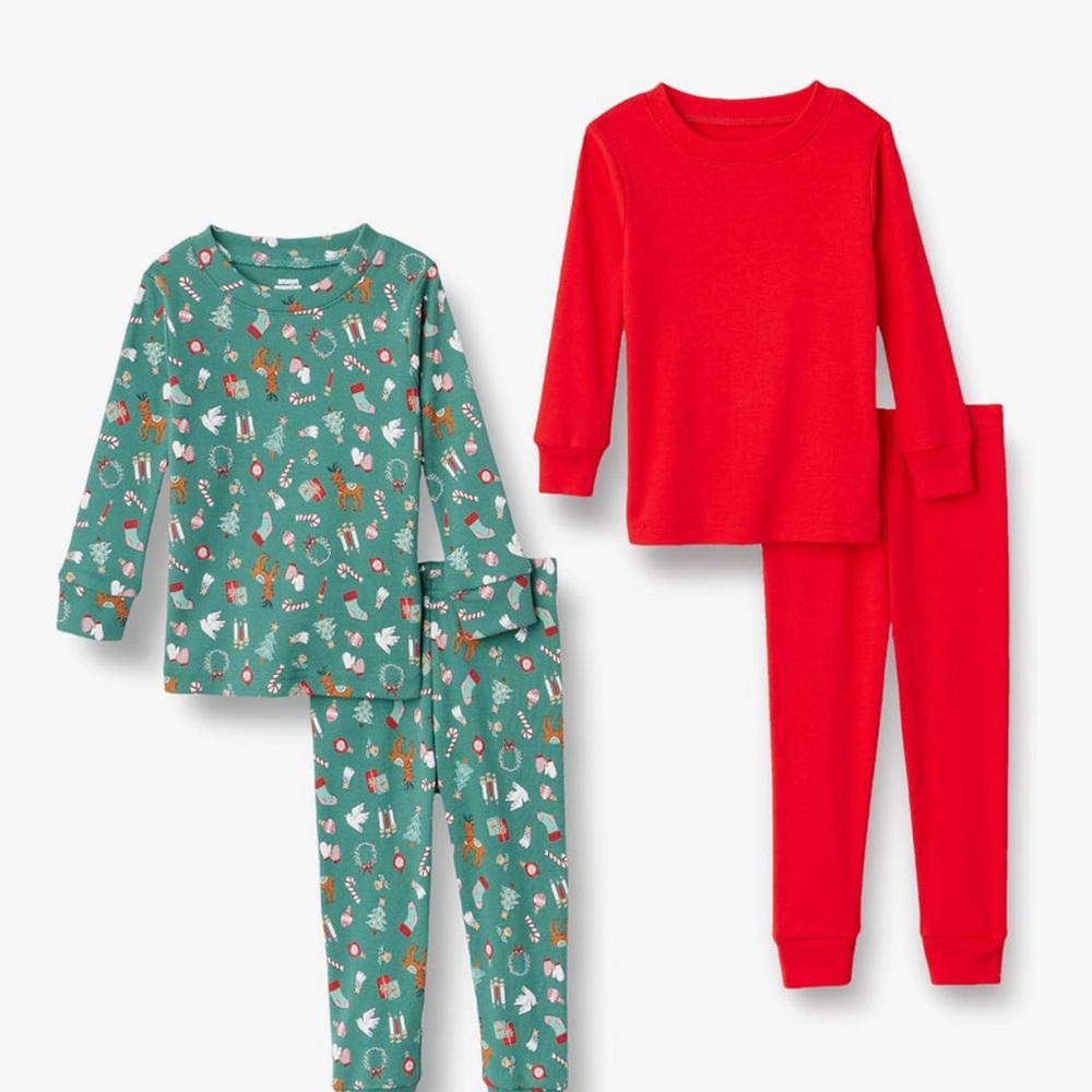 NWT Amazon Essentials x Sofia Grainge Matching Holiday Kids Pajama Set of 2